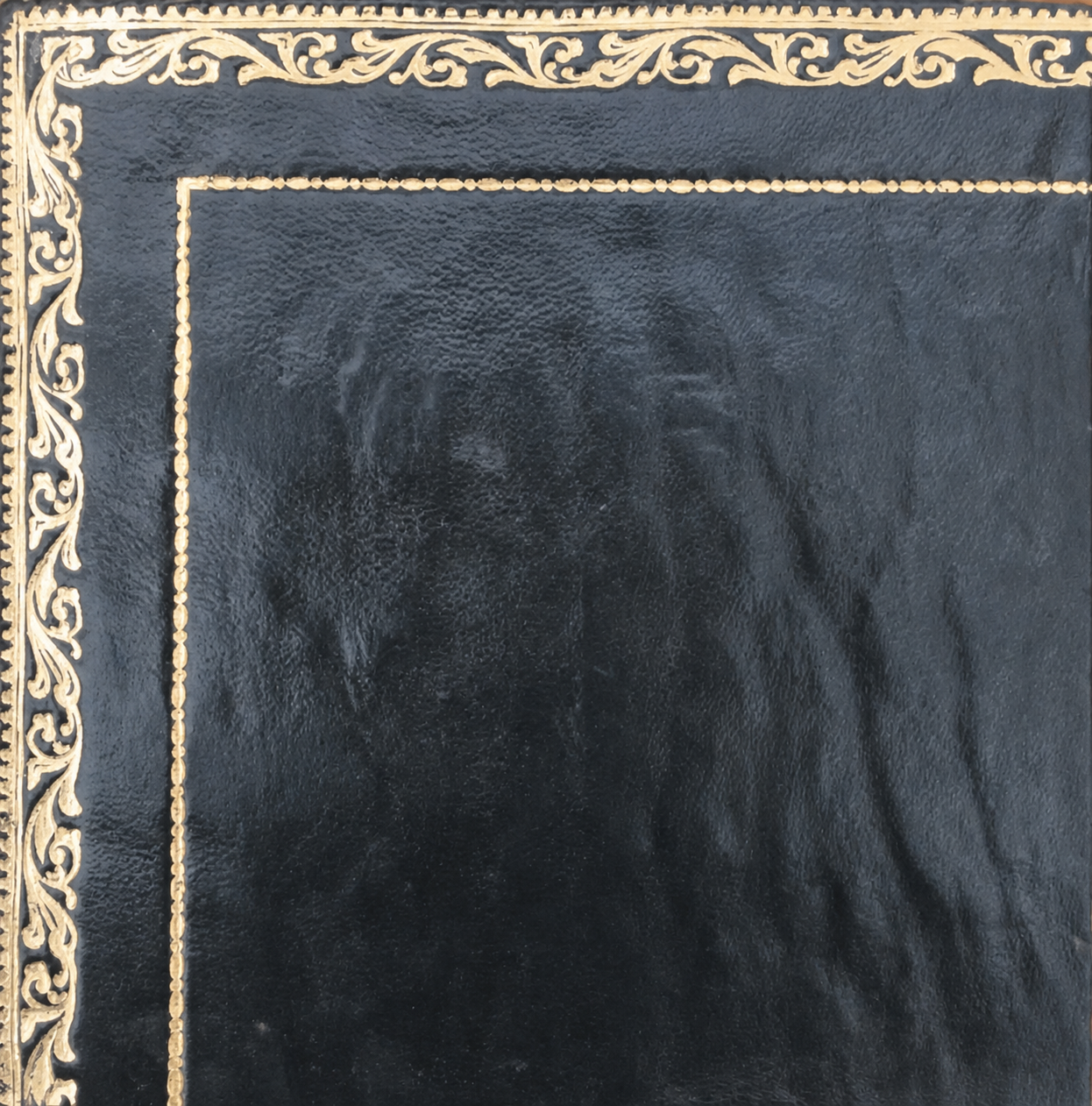 Desk leather tooling pattern 2