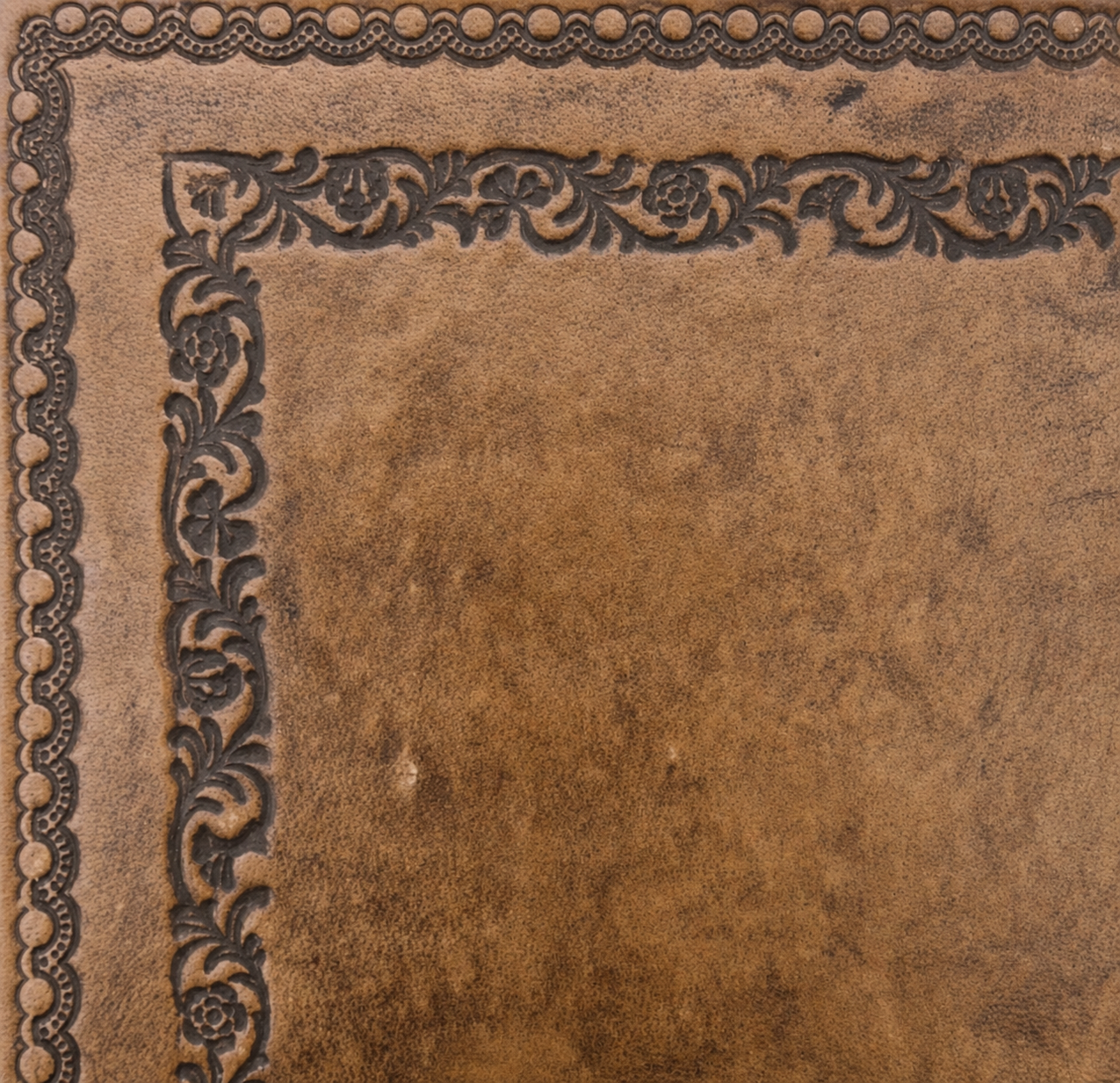 Desk leather tooling pattern 10