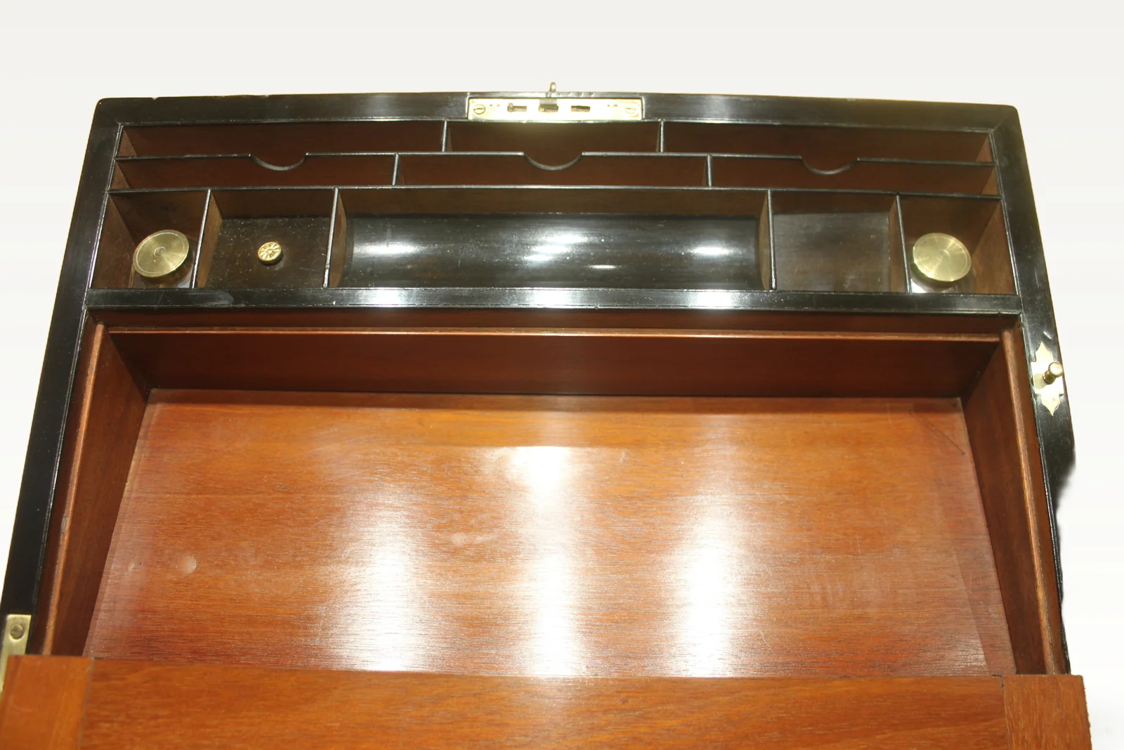 A large and impressive figured walnut and brass bound writing slope with secret — view 10
