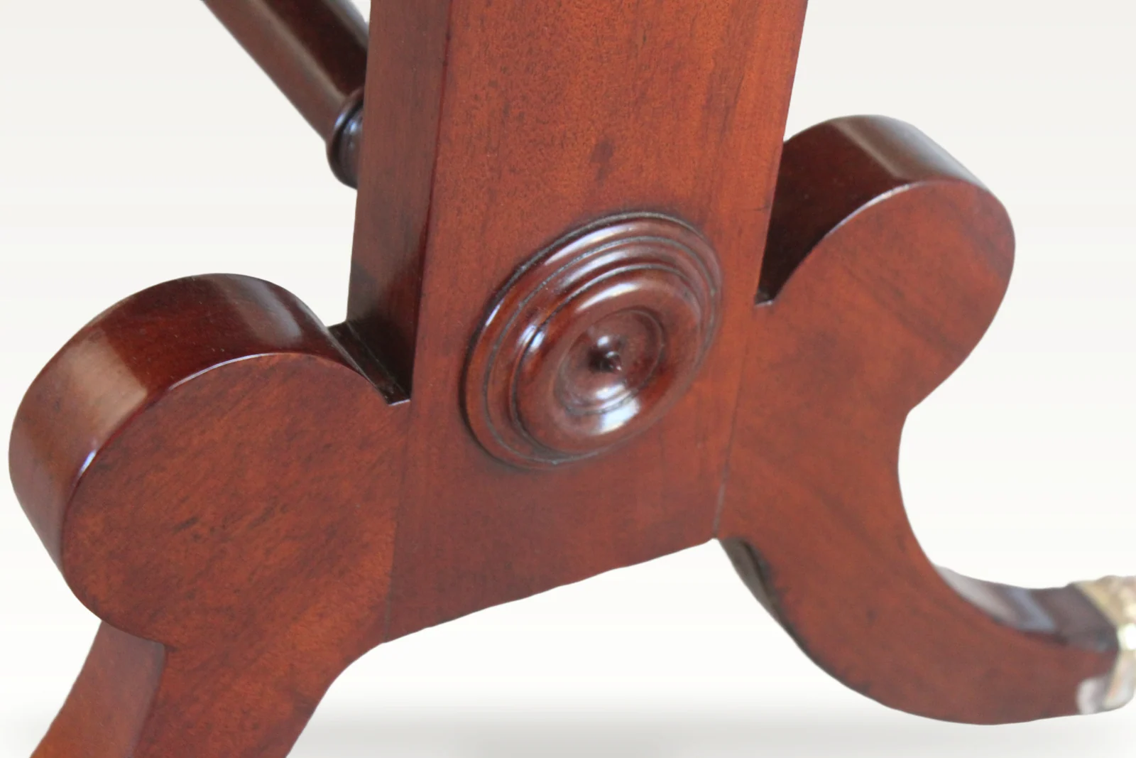 An early 19th Century mahogany sofa table — view 7