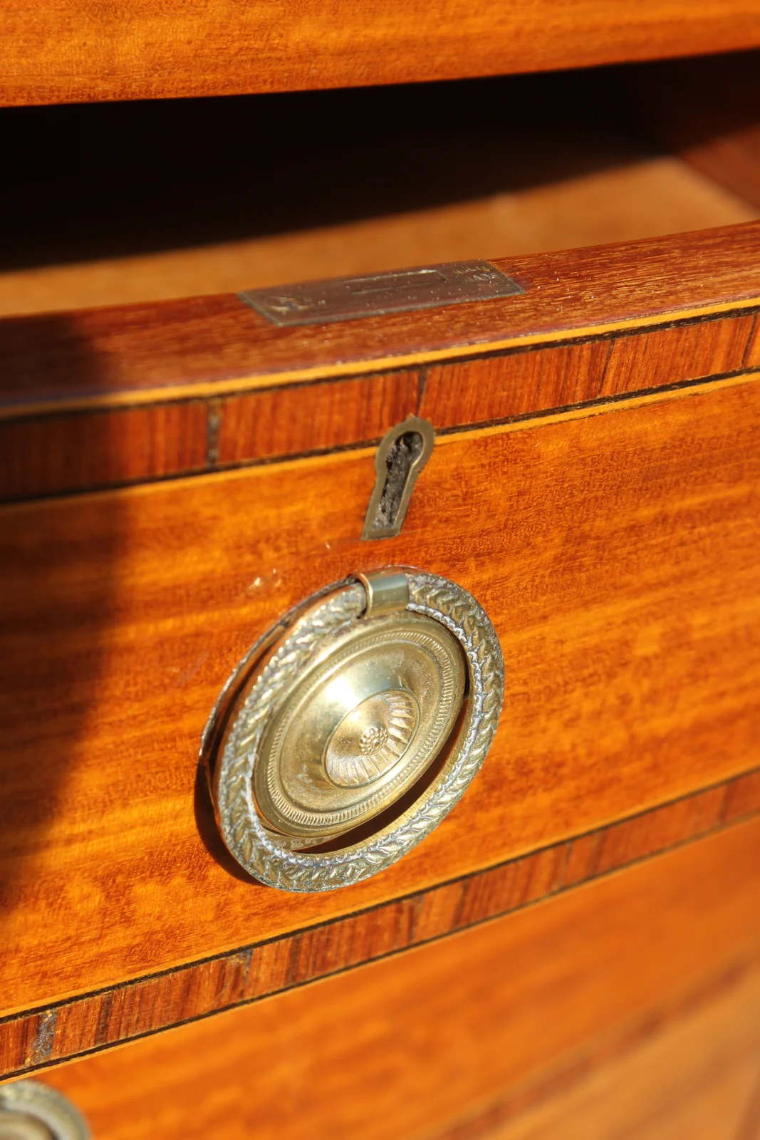 Sheraton Revival Satinwood chest — view 7