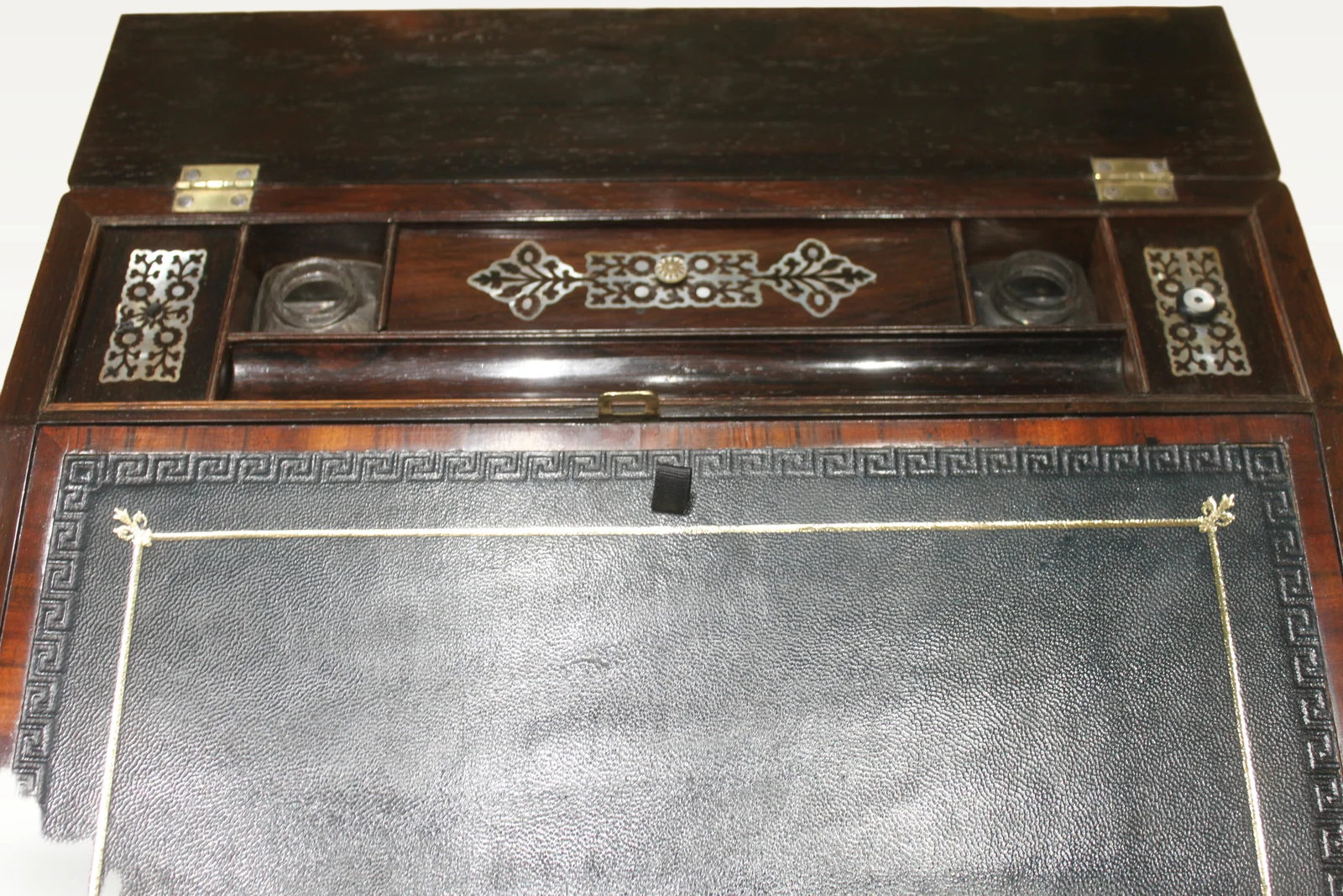 Rosewood and MOP writing slope by George Austin, Dublin — view 6