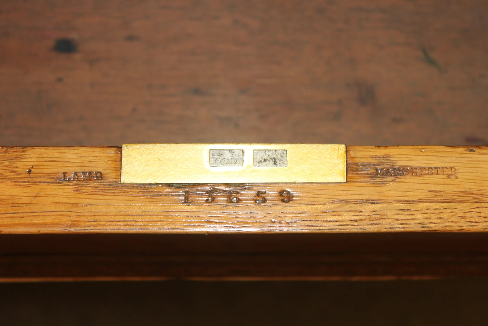 A Victorian oak pedestal desk by James Lamb — view 9
