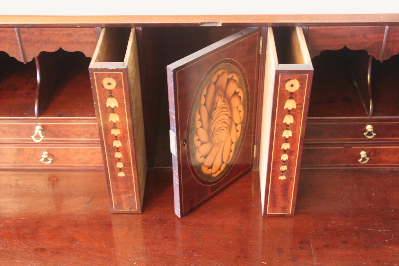A large George III mahogany bureau with fitted interior — view 4