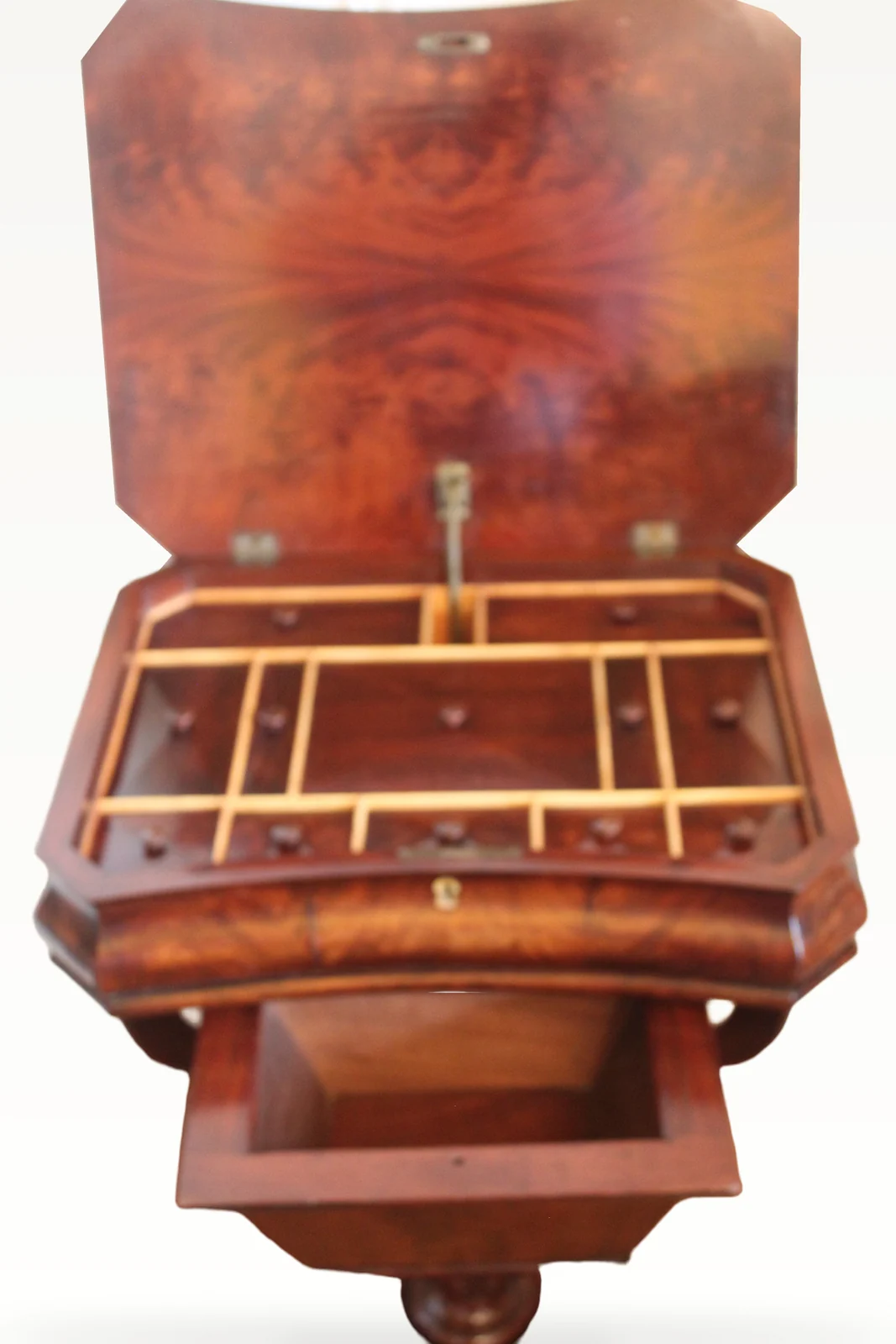 A lovely early Victorian curl grain mahogany sewing/work table — view 6