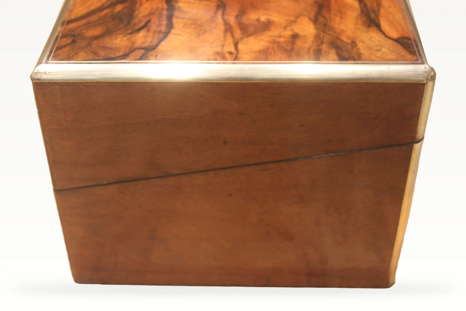Large Victorian brass figured walnut writing slope with secret drawers 4903 — view 6