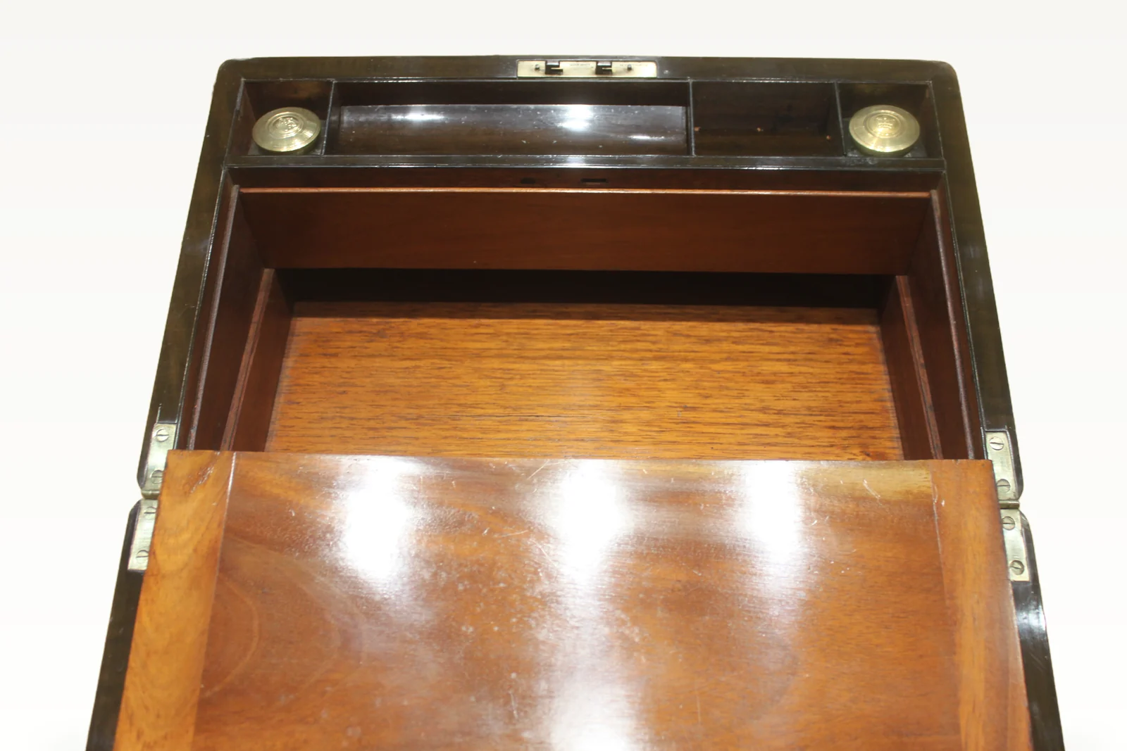 Victorian figured walnut writing slope with Bramah lock and keys 4910 — view 7