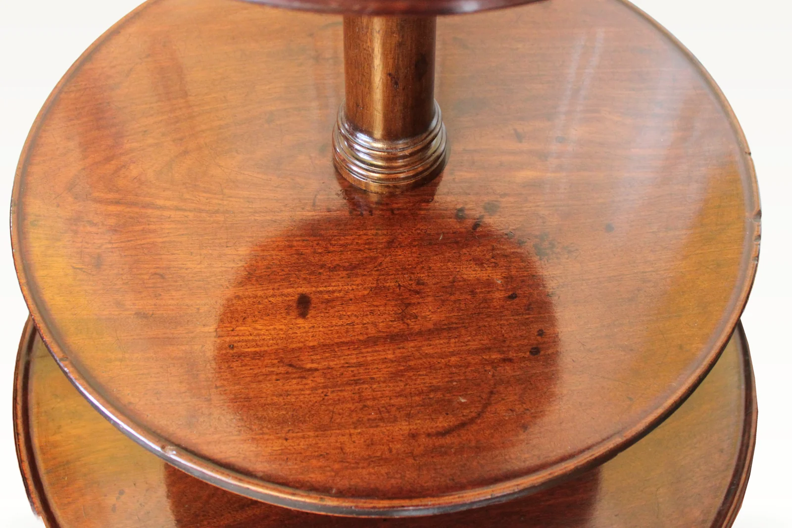 A large George III mahogany dumb waiter — view 6