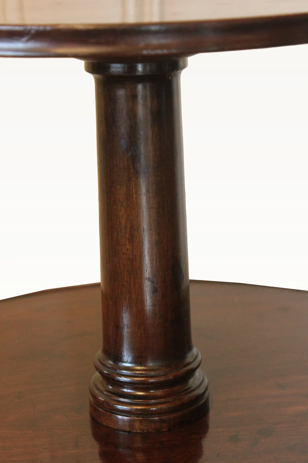 A large George III mahogany dumb waiter — view 8