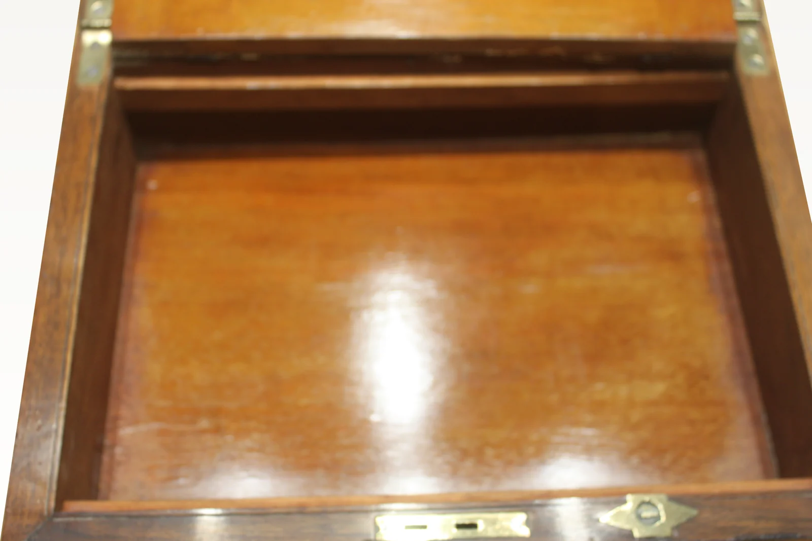 Victorian burr walnut writing slope 4907 — view 10