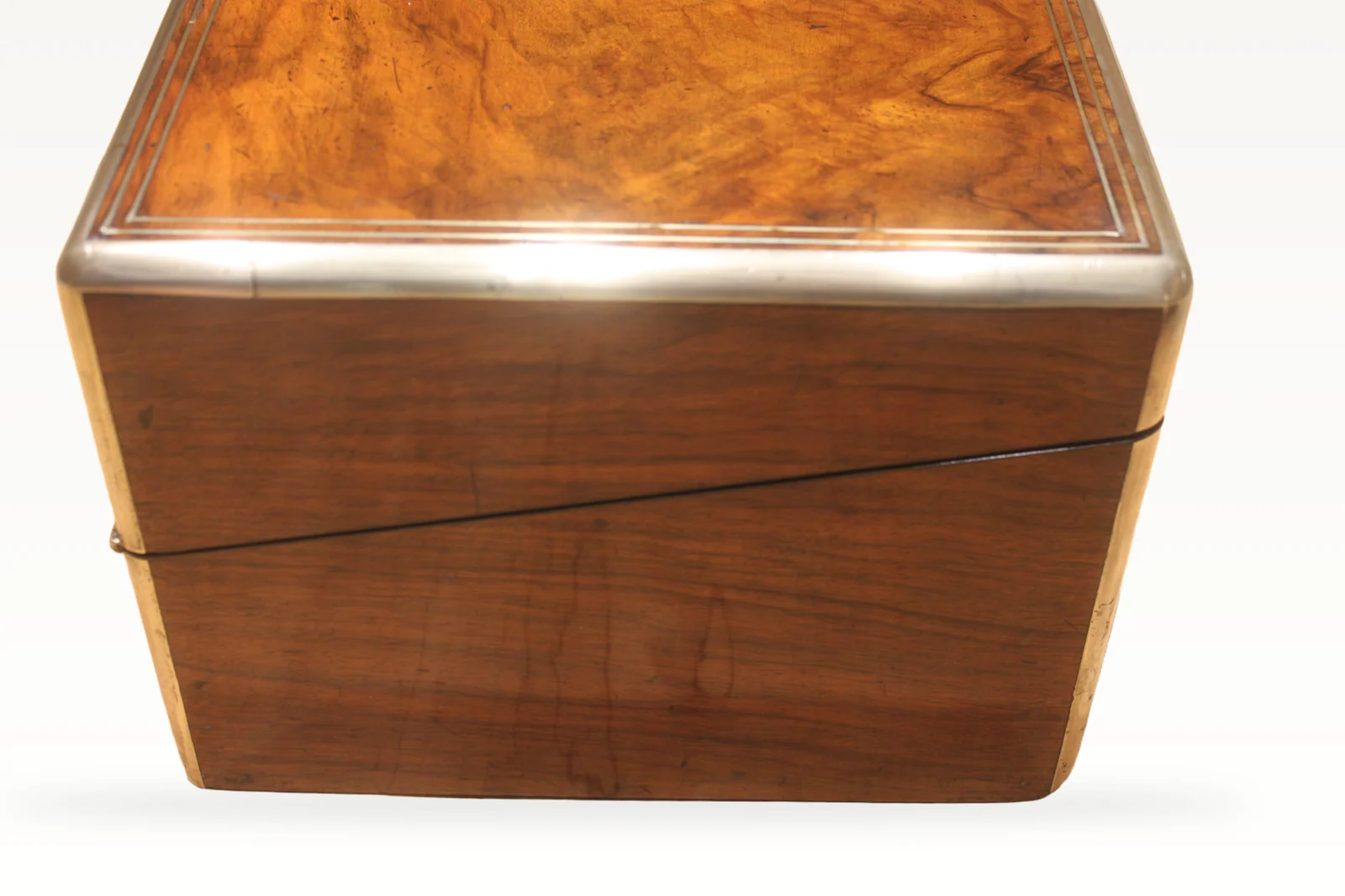 Victorian figured walnut writing slope with Bramah lock and keys 4910 — view 3