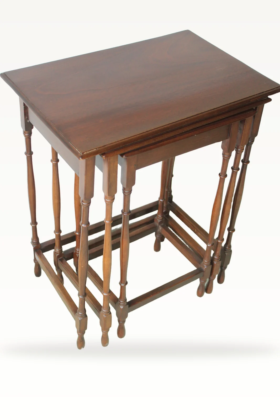 An Edwardian nest of three tables — view 5